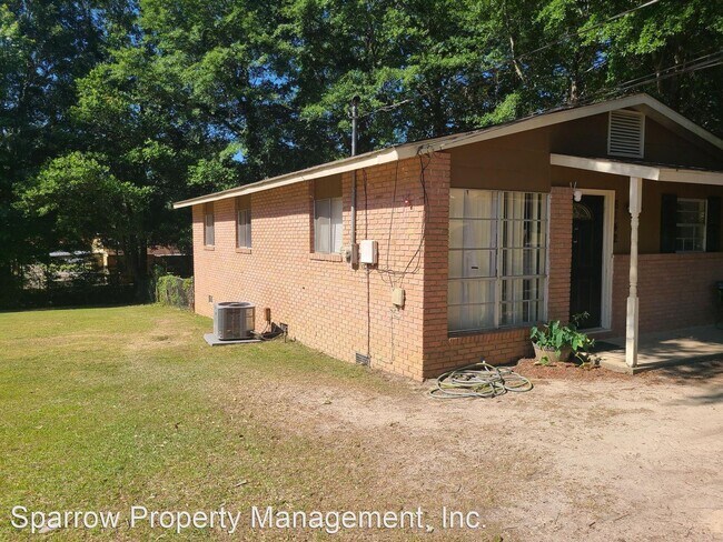 Foto del edificio - 3 br, 1.5 bath House - 6142 Luna Drive