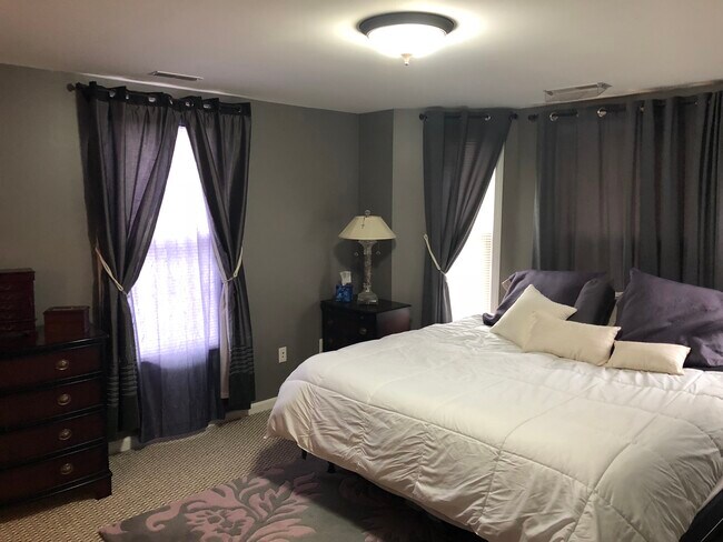 Bedroom #1 - 99 Orleans St