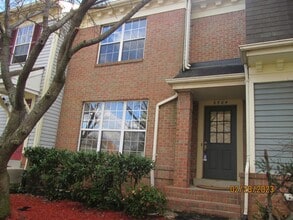 Building Photo - 6504 Medinah Ln
