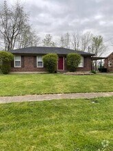 Building Photo - 9103 Cedarwood Dr
