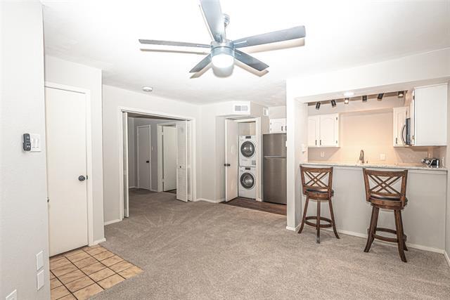 Foto del edificio - 3022 Forest Ln