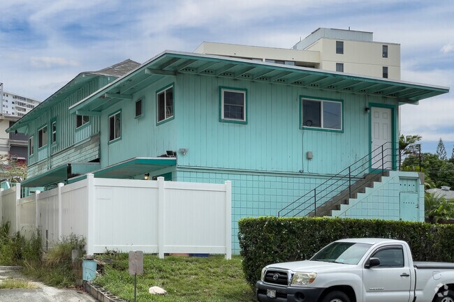 Building Photo - 1044 Green St