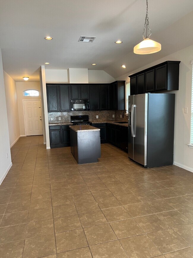 Foto del edificio - 1238 S Maple Dr