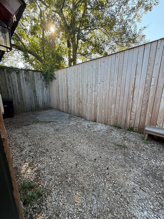 Building Photo - 704 Gardere Ln