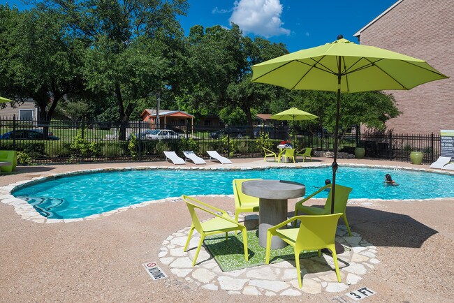 Building Photo - Mueller Flats Apartments