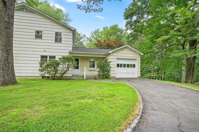 Building Photo - 35 Deacon Abbott Rd