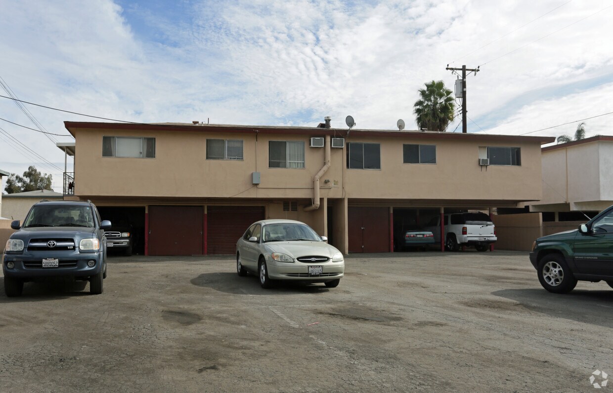Foto del edificio - 12737 Kalnor Ave