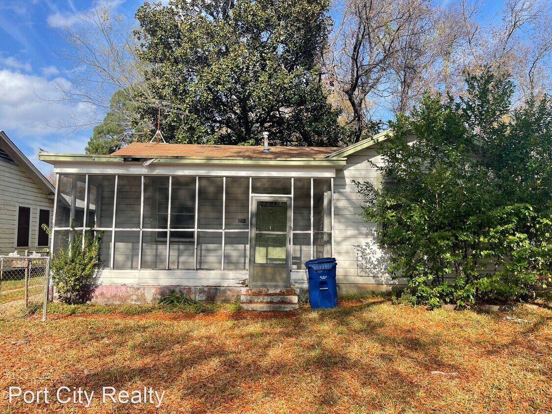 2 br, 1 bath House 2540 Woodford House Rental in Shreveport, LA
