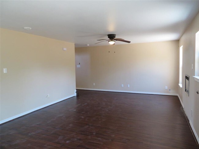 Building Photo - 8110 Howton St