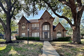 Building Photo - 16907 Canyon Laurel Ct