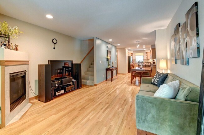Foto del edificio - 13810 Greenwood Ave N