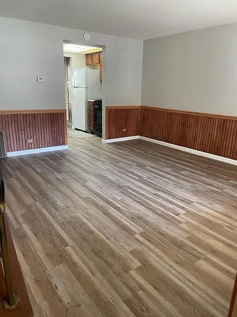 Foto del edificio - 2049 Berkshire Cir