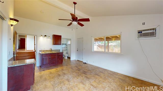 Foto del edificio - 84-557-557 Widemann St