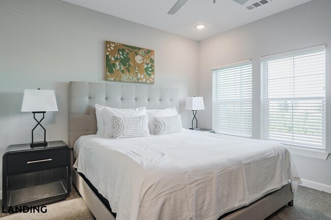 Foto del edificio - 5001 Willowgate Lp