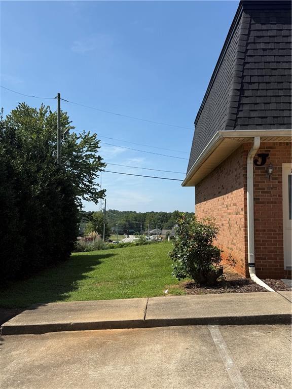 Building Photo - 3730 Old Flowery Branch Rd