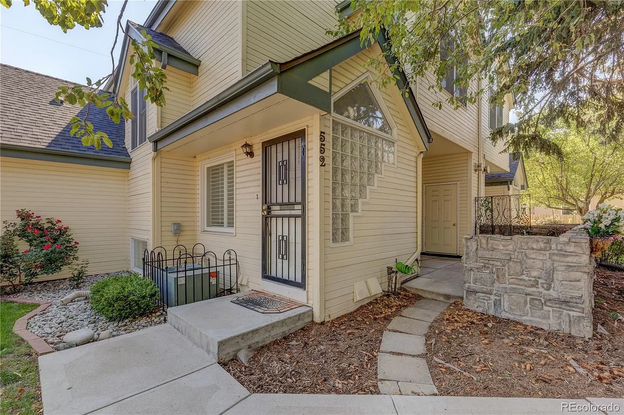 Foto principal - 552 Steele St