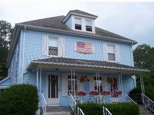 Primary Photo - duplex