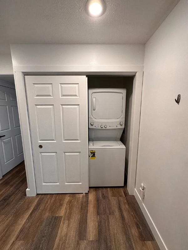 Building Photo - 1302 Sunrise Ln