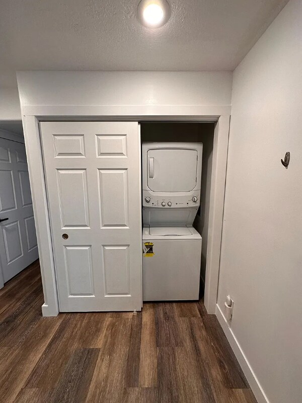 Foto del edificio - 1302 Sunrise Ln