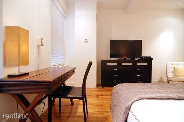 Foto del edificio - 145 W 58th St