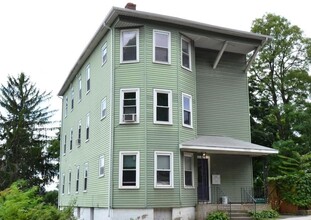 Building Photo - 264 Belmont St