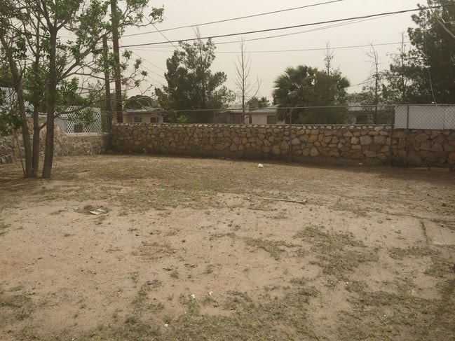 front yard - 7772 Ranchland Dr