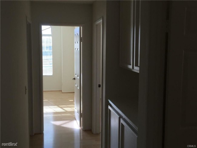 Building Photo - 4 br, 3 bath House - 19 Lorenzo