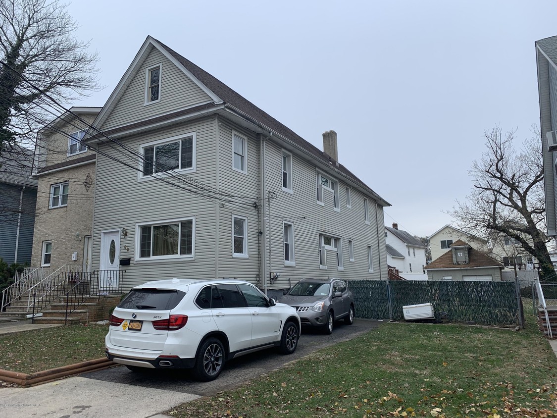 Primary Photo - 62 Wright Ave