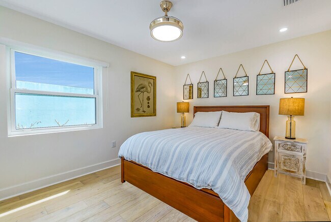 Building Photo - 117 N Orlando Ave