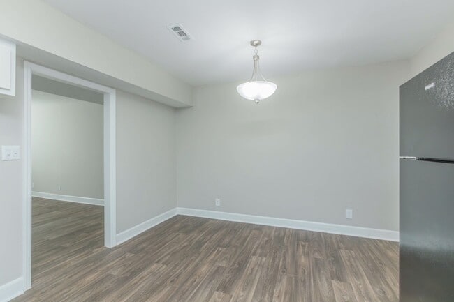 Dining Area - Novus on Riverside Apartments