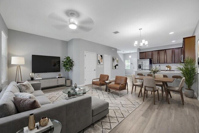 Foto del edificio - 6705 Holly Heath Dr