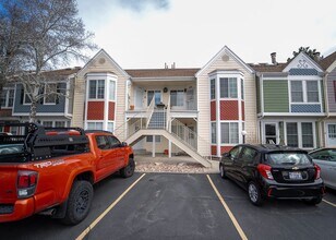 Building Photo - 5333 Beacon Hill Cir