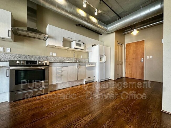 Building Photo - 1499 Blake St