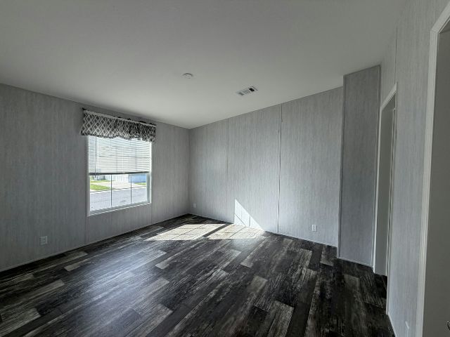Building Photo - 2031 Bren Mar Ct