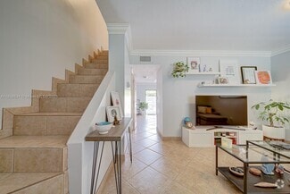 Building Photo - 5555 Ludlam Rd