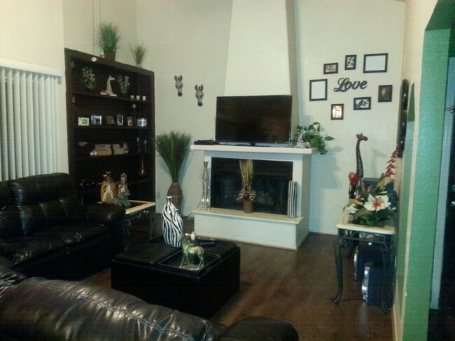 Foto del edificio - 4233 Brockton Green Ct