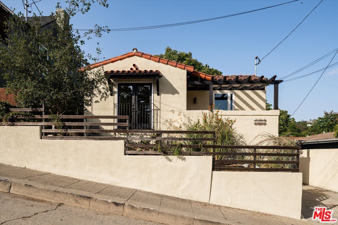 1617 Armitage St, Los Angeles, CA 90026 House Rental in Los Angeles