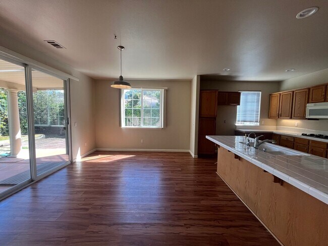 Building Photo - Monarch Grove Los Osos