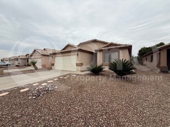 Building Photo - 7736 N Sun Flair Dr