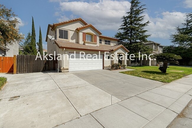 Building Photo - Manteca
