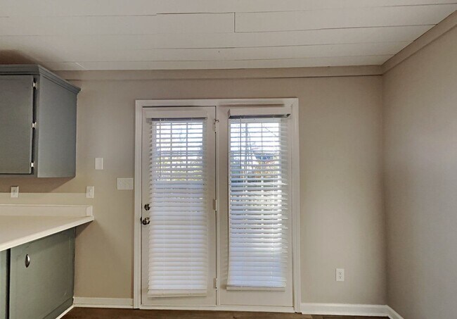 Foto del edificio - 618 Ashley Oaks Dr