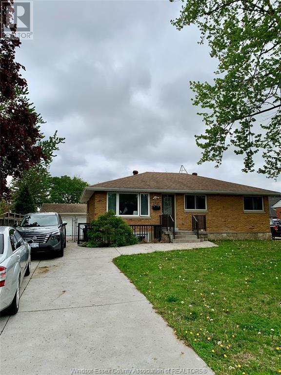 Photo principale - 3633 McKay Ave