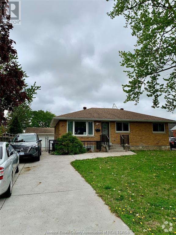 Building Photo - 3633 McKay Ave