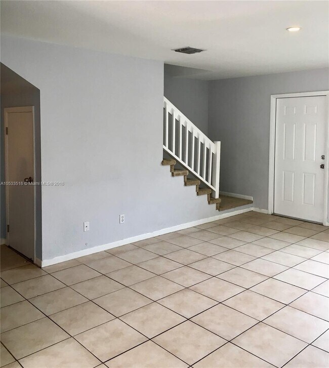 Building Photo - 1301 Riverside Dr