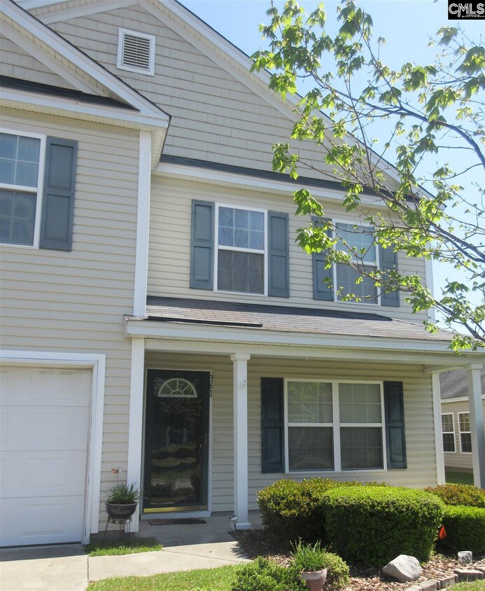 Primary Photo - 361 Summer Bend Rd