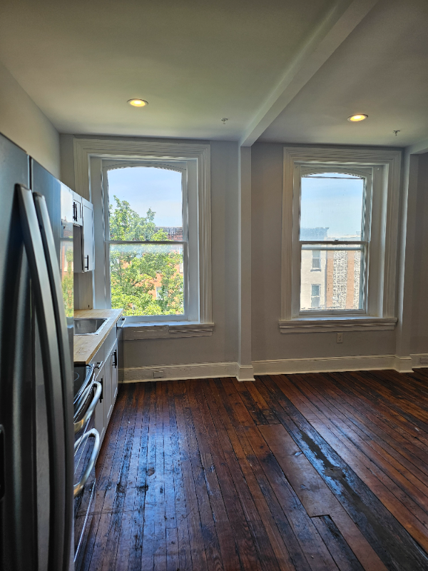 2116 N Charles St Unit 3F, Baltimore, MD 21218 - Room for Rent in ...