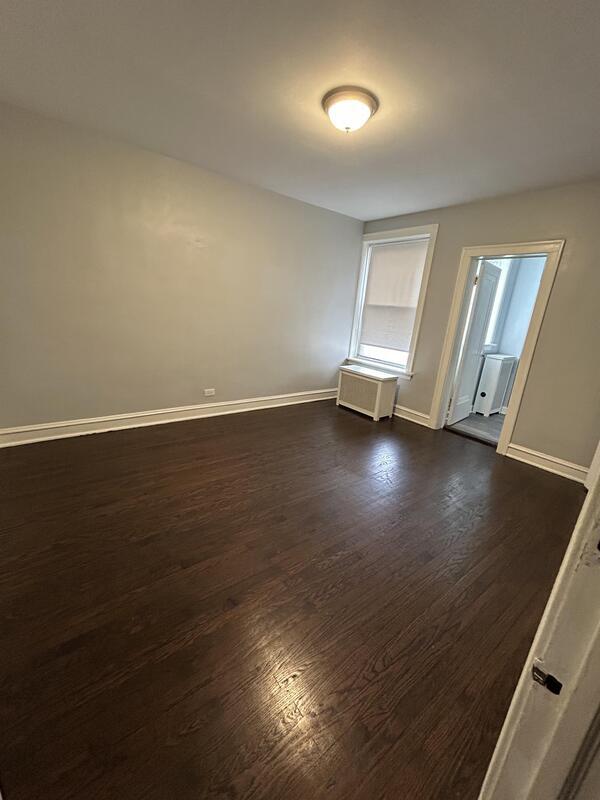 Building Photo - 8622 S Drexel Ave