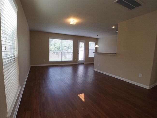 Foto del edificio - 15458 Bammel Oaks Ct