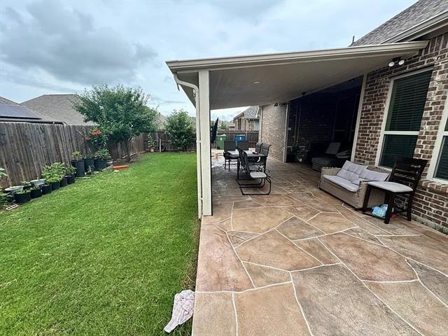 Foto del edificio - 348 Prairie Ridge Ln