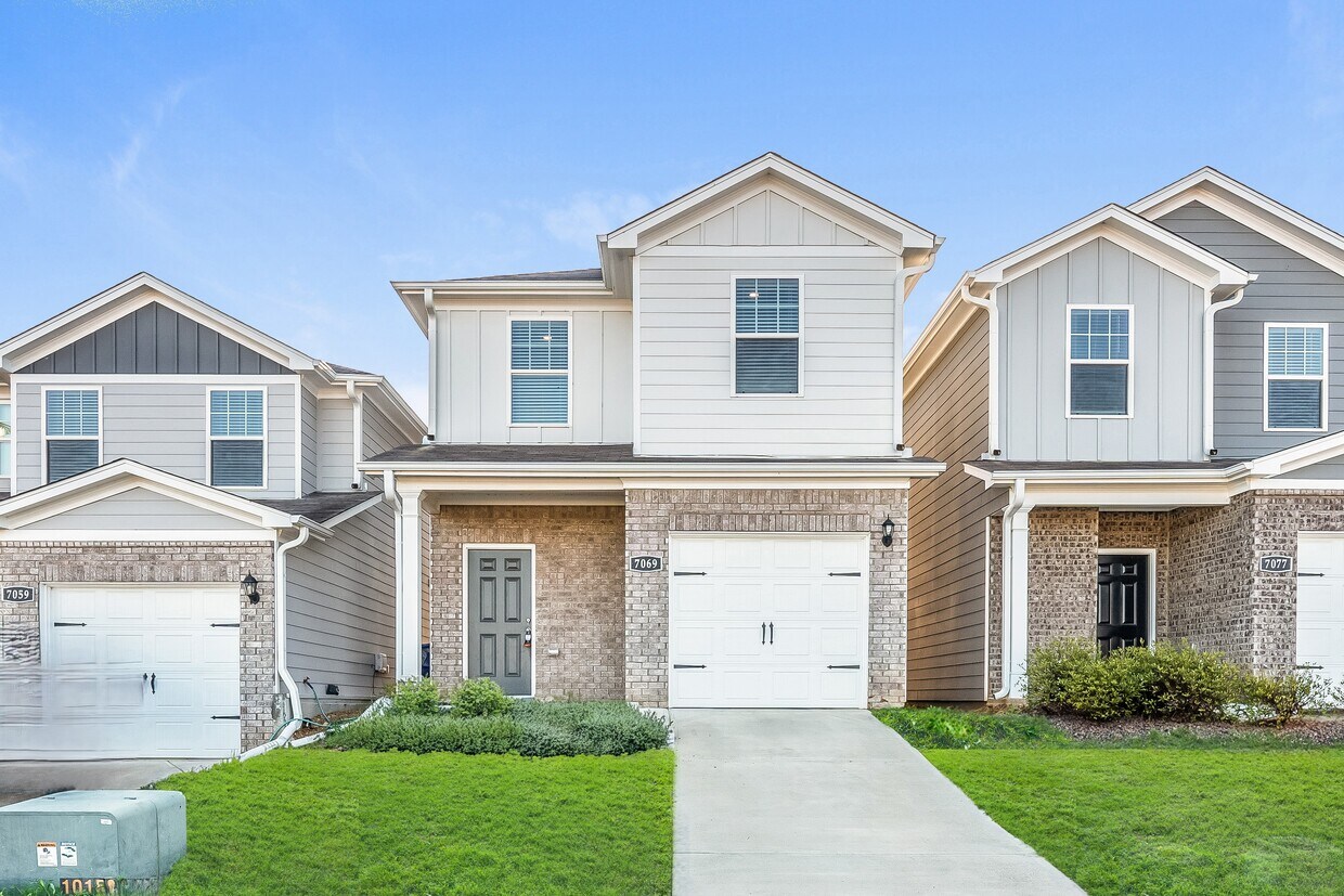 Foto principal - 8067 Hagood St